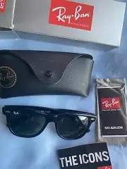 Ray-Ban RB2140 Original Black Wayfarer Classic Unisex Sunglasses & Case