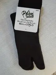 V-Toe Athletic Flip-Flop Tabi Big Toe Crew Socks - black