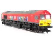 Hornby R30074 DB Cargo UK Class 66 66113 Delivering For Our Key Workers