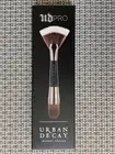 URBAN DECAY UD PRO CONTOUR SHAPESHIFTER BRUSH: F-113 -- NEW IN A SEALED BOX
