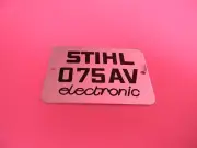 MODEL PLATE NAME TAG BADGE FOR STIHL 075 075AV 0000 967 1528 CHAINSAW ----- DR44