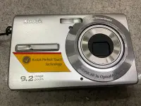 在飛比找Yahoo!奇摩拍賣優惠-[保固一年][高雄明豐] Kodak M320 數位相機 功