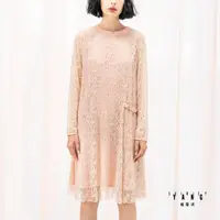 在飛比找momo購物網優惠-【SHIRLEY YANG 楊雪琪】圓領蕾絲造型洋裝