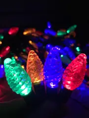 100LED 10M Pine Cones Multi-Coloured Solar Christmas Lights