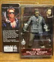 The Terminator T-800 "Battle Damaged Tech Noir " 7" Figure NECA