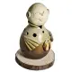 【十方佛教文物】小沙彌陶瓷9.5公分&木片座(大悲咒加持108遍 吉祥如意)