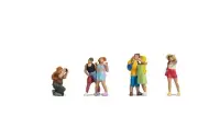 N15473 Noch OO/HO Gauge Tourists Posing (6) Figure Set