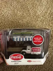 Matchbox 1930’s COCA COLA Collection 1938 Dodge Airflow in display case Diorama
