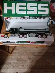 Hess 1964-2014 50th Anniversary Special Edition Truck Free SHIPPING New In Box