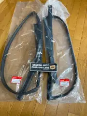 Genuine HONDA OEM EK Civic 2dr 3dr L＆R SET Door Runchannel Weatherstrip 96-00 (for: Honda)