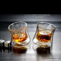 在飛比找ETMall東森購物網優惠-新款雙層威士忌酒杯耐熱玻璃洋酒杯創意不倒翁旋轉杯酒吧烈酒杯子
