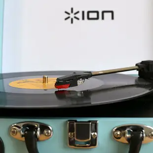日本 ION Audio 復古手提箱 黑膠唱片機 LP 攜帶式 黑膠唱盤 唱片播放 復古 樂團 戶外 露營 電池 經典【小福部屋】