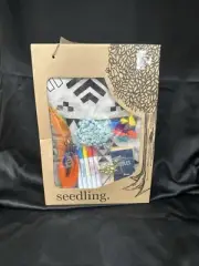 Seedling Growing Creative Design Your Own Poncho Kit Brand New