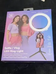 Selfie/Vlog LED Ring Light Phone Holder & Table StandDixie & Charli D'Amelio