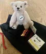 Steiff Club 2009 Event 8” Teddy Bear “GRETCHEN”Ltd.Edition No.00561-NEW