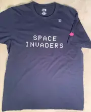 Uniqlo Space Invaders Taito T Shirt Tee Men XL Navy Short Sleeve Video Game Tee