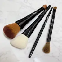 在飛比找蝦皮購物優惠-【Bobbi Brown 芭比波朗】神手刷具組 底妝刷 底妝