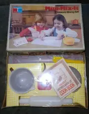 New Sealed 1979 Tupperware Toys Mini Mix-It Children's Mixing Set, Kids Playset