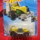 Hot Wheels Street Beasts 2/10 (2017) Yellow Eevil Weevil Car 169/250 Scorpion