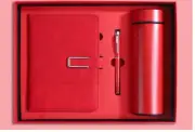 3 PIECE JOURNAL/ NOTEBOOK GIFT SET, 1 WATER BOTTLE, 1A5 NOTEBOOK, 1 PEN IN RED