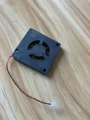 1PC new UB5U3 SUNON 3003 30*30*3MM 5V fan