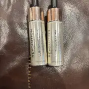 2 Makeup Revolution Liquid Highlighters Luminous Luna M84