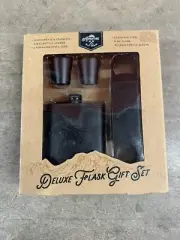 ADVENTURE OUT THERE DELUXE FLASK GIFT SET Drinkware LEATHER STAINLESS 4 PC NEW
