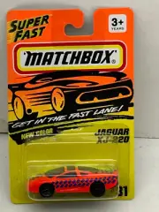 1993 MATCHBOX SUPERFAST #31 RED & LIME JAGUAR XJ220 NEW ON CARD