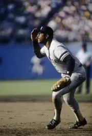 First Baseman Bob Watson Of The New York Yankees Baseball 1980s Photo 2