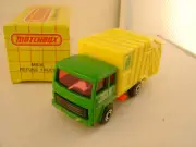 1991 MATCHBOX SUPERFAST #36 REFUSE DISPOSAL TRUCK GREEN CAB NEW IN BOX