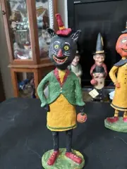 Monnie Wilson Halloween Black Cat Lady 16.5” papier Mache RETIRED