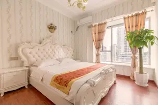 久棲·重慶日月光酒店公寓解放碑店Jiuqi Riyueguang Apartment Hotel (Chongqing Jiefangbei)