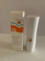Jafra Sun Protector Stick SPF 15 UVA/UVB Protection New .15 Oz