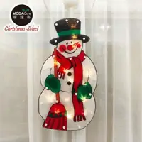 在飛比找PChome24h購物優惠-【摩達客】聖誕彩繪PVC造型吊飾 -電池盒吸盤燈-可愛雪人款