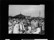 Crowd Of Reporters At Anheuser-Buschs Budweiser Groundbreaking Van - Old Photo