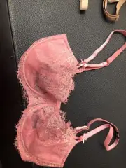 Victoria’s Secret Dream Angels Push Up Without Padding Bra Women’s Size 34DD