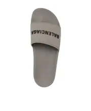 raised-logo slides 35 Gray