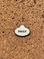 Tiny Kingdom Daisy Name Tag Mystery Pin 2022 Limited Release Edition 3 Series 3