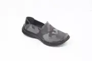 BZees Shoes New women Camo print Loafer 8.5 Casual Comfort flat cushioned gray