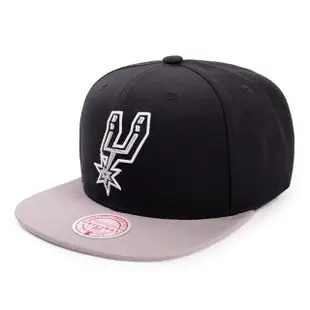 【Mitchell & Ness】NBA TEAM 2 TONE 2.0 Snapback NBA 經典平帽沿 馬刺 黑(Snapback 經典平帽沿 棒球帽)