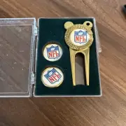 NFL Golf Divot Tool with Ball Marker