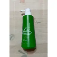 在飛比找蝦皮購物優惠-芝彩/藝思晨/釆蒂NPPE 茶樹洗髮精 500ml 清潔 抗