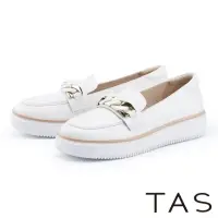 在飛比找momo購物網優惠-【TAS】鍊條裝飾真皮厚底休閒鞋(白色)