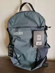 CamelBak Cloud Walker 18 70oz Unisex Trekking Backpack, Dark Slate/Black - 70 oz