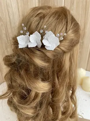 White hydrangea bridal hair pieces wedding floral hairpin Flowers bobby pins