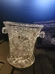 Vtg Hofbauer Byrdes Germany 24% Lead Crystal glass Birds 6” Vase Sawtooth Edge
