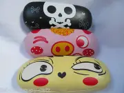 KIDS GIRLS ANIMAL PIG SKULL & CROSSBONE, HAPPY FACE HARD GLASSES CASE UK SELLER
