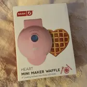 Dash Mini Waffle Maker Heart