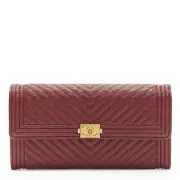 CHANEL Boy chevron red caviar gold CC logo flap long wallet