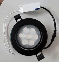 在飛比找Yahoo!奇摩拍賣優惠-開孔9.5公分LED嵌燈/黑色版/10W/崁燈/可調角度